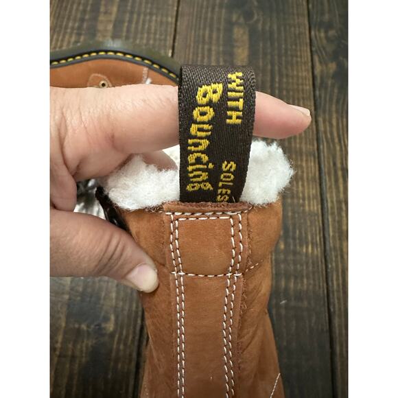 De. Martens 1460 Lace To toe fur lined size 8 NWOB - Picture 6 of 9